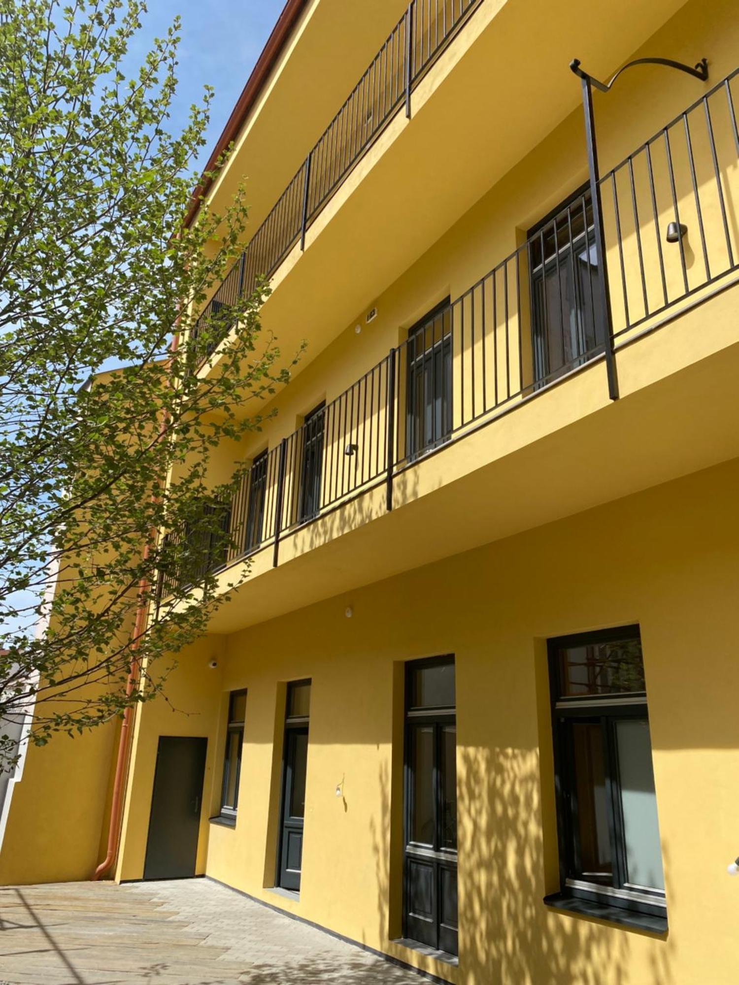 Aparthotel Honest Karlin à Prague Extérieur photo